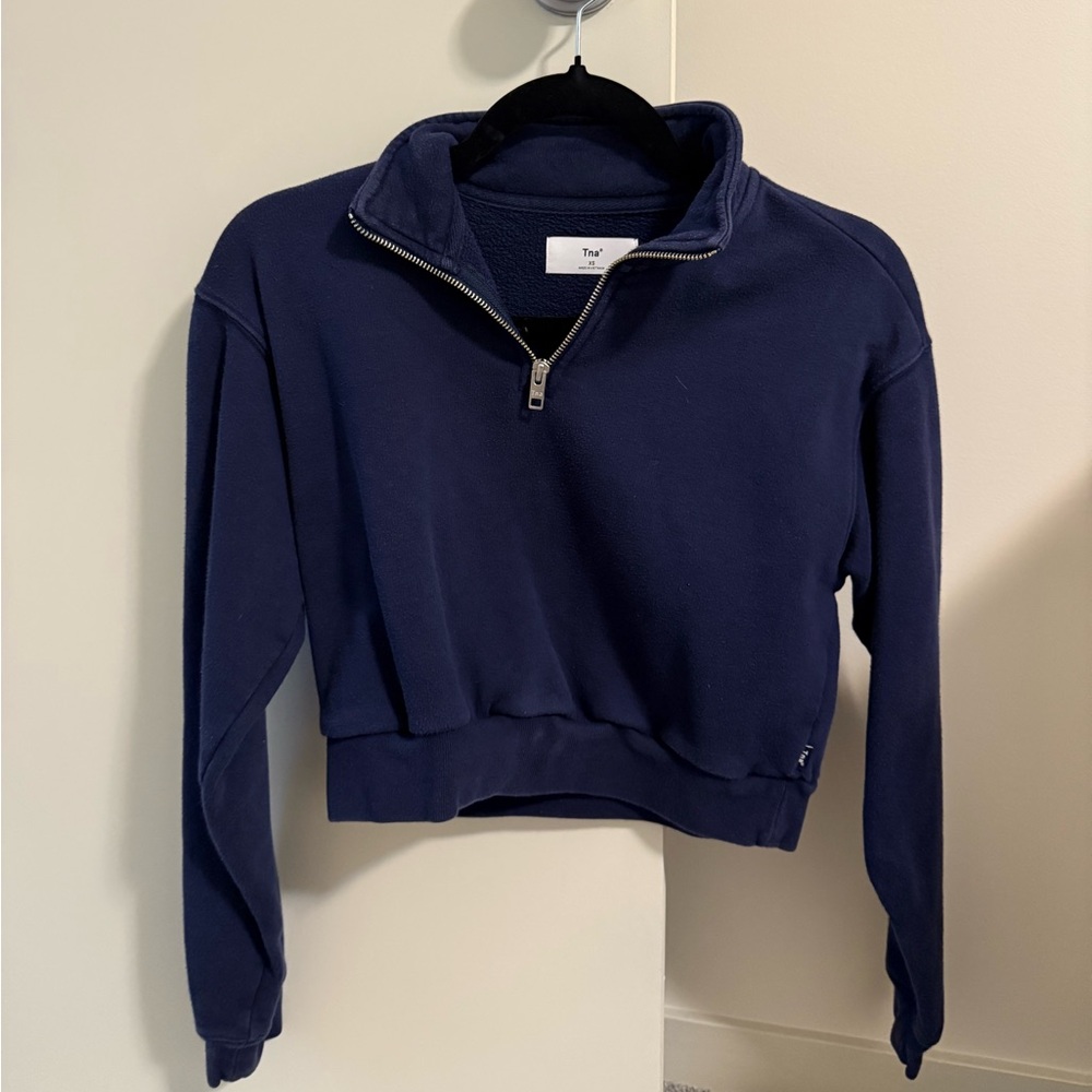 Aritzia TNA quarter zip